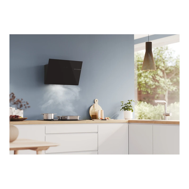 Bosch DWK65DF61B Series 4 Angled Chimney Hood