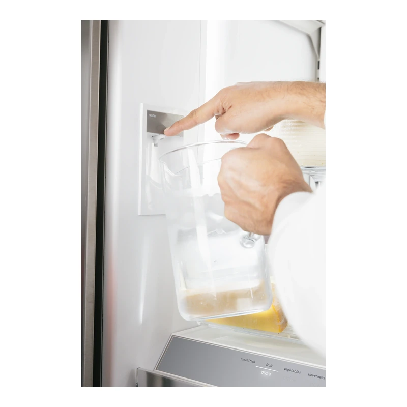 Bosch KFF96PIEP Serie 8 Fridge Freezer