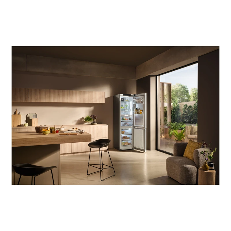 Liebherr CBNSTB579I Peak Fridge Freezer