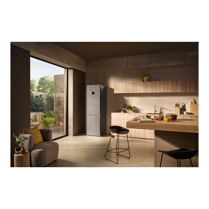 Liebherr CBNSTB579I Peak Fridge Freezer