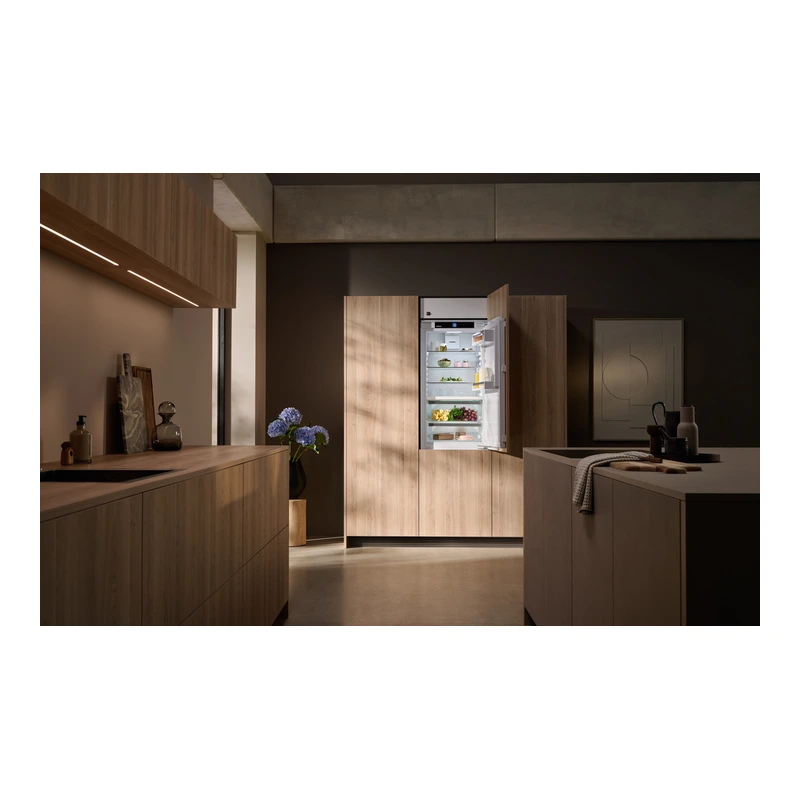 Liebherr ICBA5123 Plus Fridge Freezer