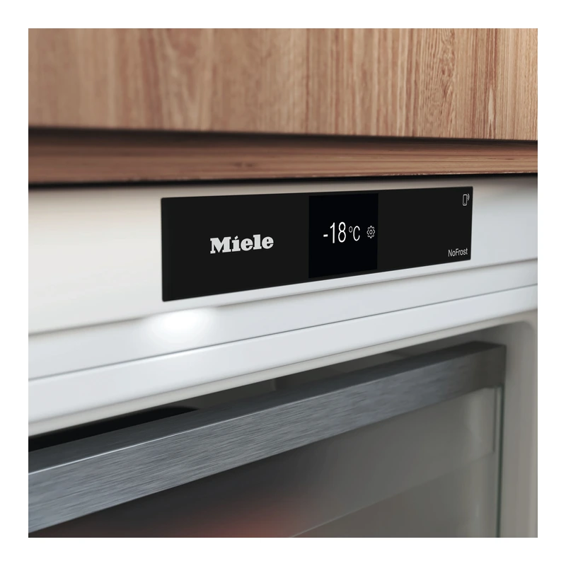 Miele FNUS7040D Freezer