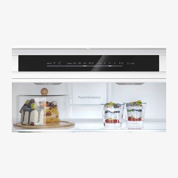 Siemens iQ500 Fridge Freezer