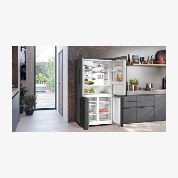 Siemens iQ700 Fridge Freezer
