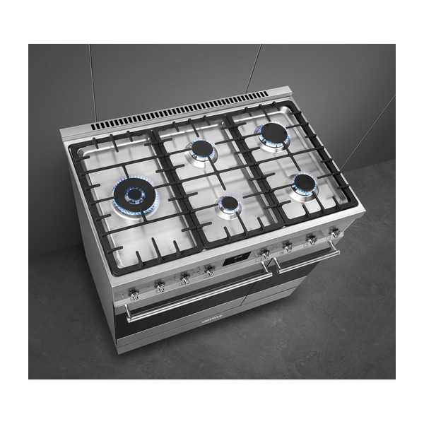 Smeg Pyro Freestanding Dual Fuel Range Cooker