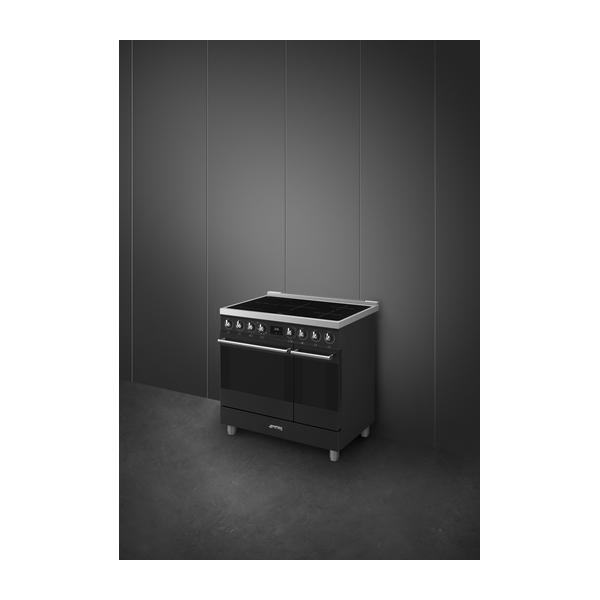 Smeg Pyro Freestanding Induction Cooker