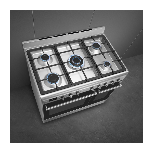 Smeg Dual Fuel Range Cooker