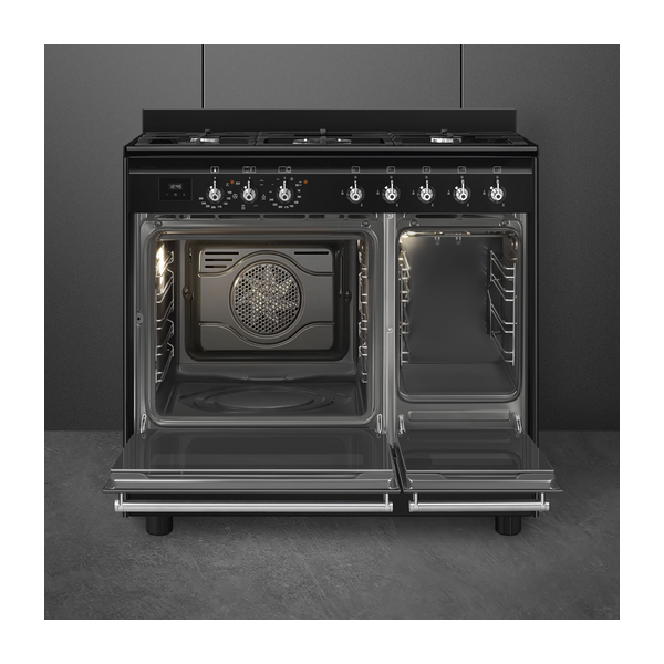 Smeg Dual Fuel Range Cooker