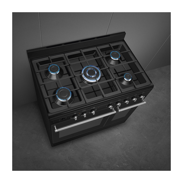 Smeg Dual Fuel Range Cooker