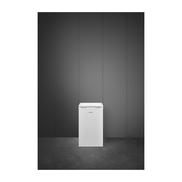 Smeg UKFS08EW Fridge inc Icebox