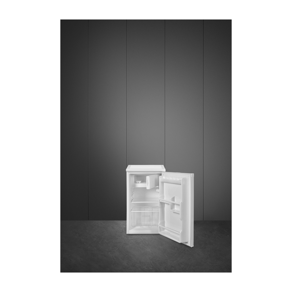 Smeg UKFS08EW Fridge inc Icebox