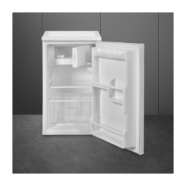 Smeg UKFS08EW Fridge inc Icebox